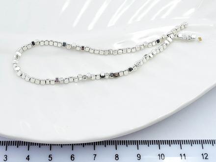 Гематит светл.серебро, треугольник гран, 3*2мм, ~20см/уп - Рукоделкино Товары для творчества Фурнитура для украшений