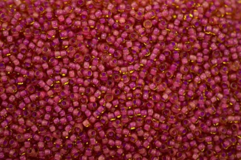 ����� Preciosa ������� 10/0, 10022 ������� � ��������� ���������, 50�� - ����������� ������ ��� ���������� ��������� ��� ���������