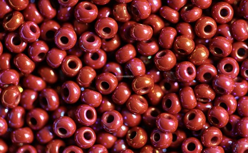 ����� Preciosa ������� 10/0, 14600 ���������� ������ ������ ��������, 50�� - ����������� ������ ��� ���������� ��������� ��� ���������